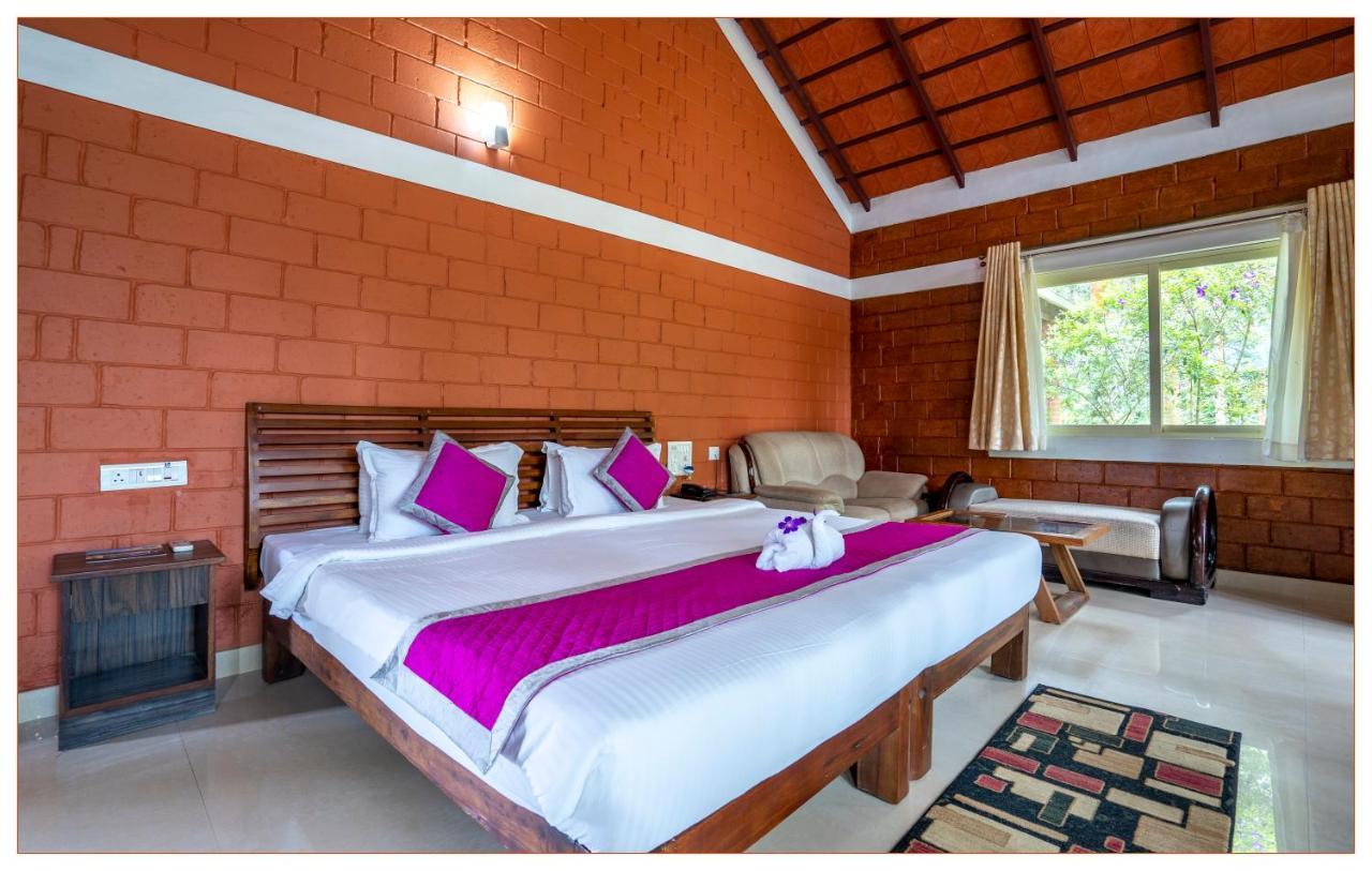 Coffee Grove Resort Чикмагалур Экстерьер фото