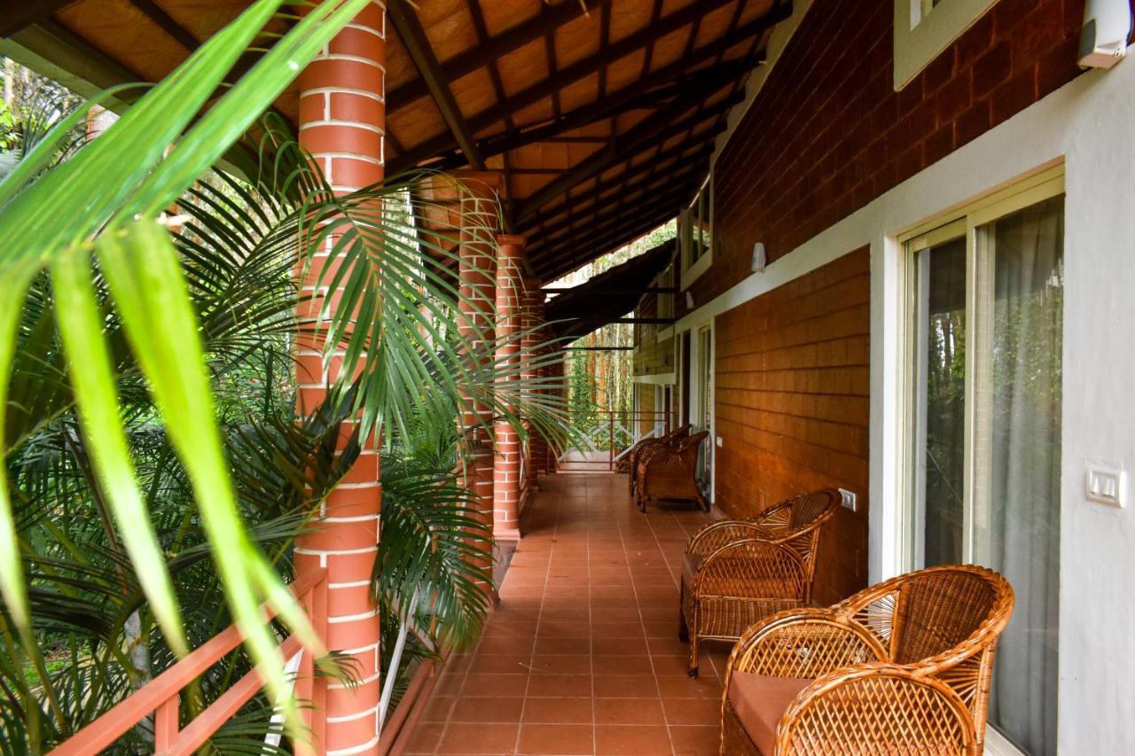 Coffee Grove Resort Чикмагалур Экстерьер фото