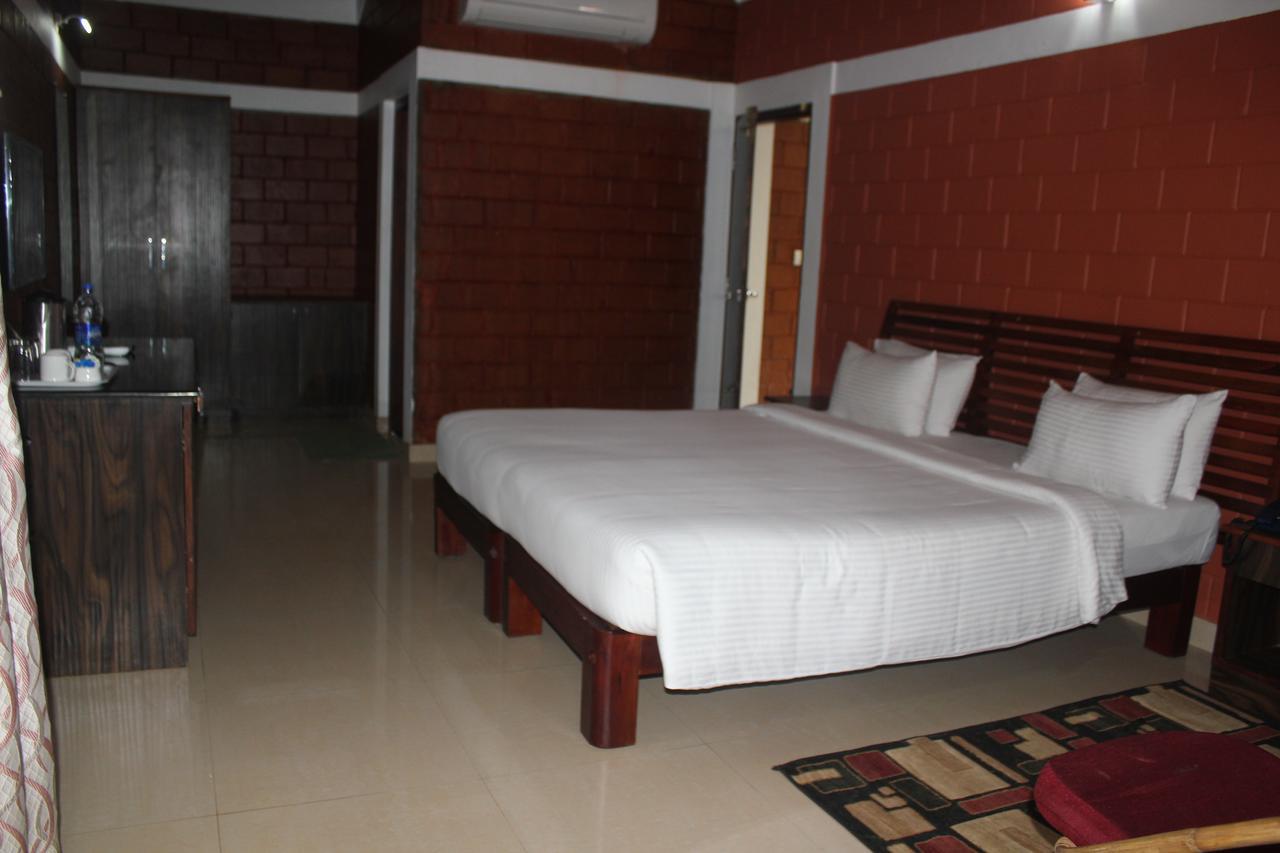 Coffee Grove Resort Чикмагалур Экстерьер фото